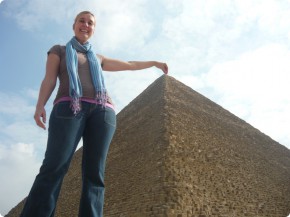 Nicole visiting the Pyramids in Cairo